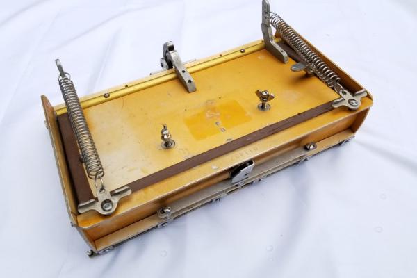 TapeTech® 12" Power Assist® Finishing Box (USED)